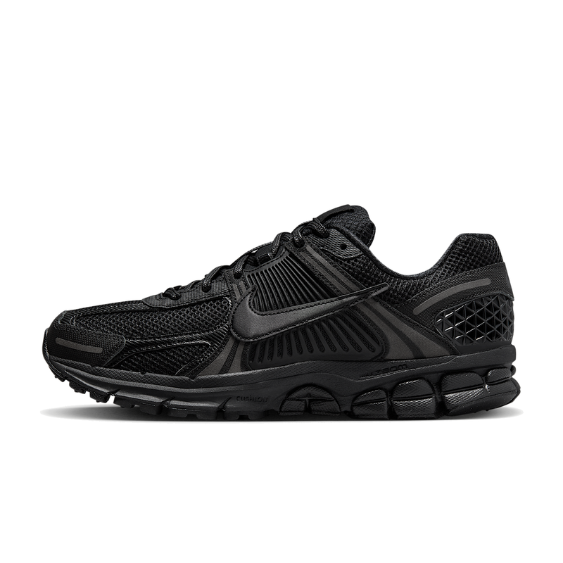 Retro Mesh Runner - Triple Black