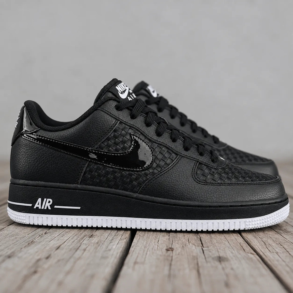 AF1 Classic Sneakers