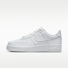AF1 07 Triple White men's sneaker - outer side profile