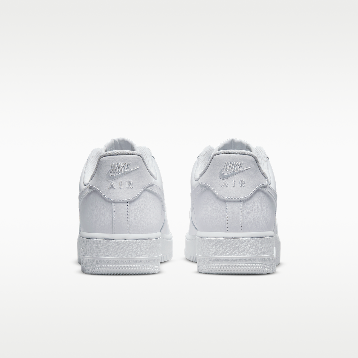 AF1 07 Triple White men's sneakers - rear view