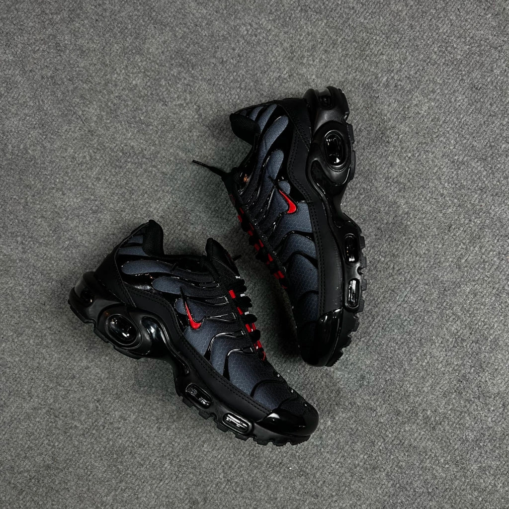 AM TN Men's Sneaker product view 3