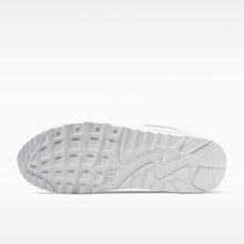AM90 Men's Shoes