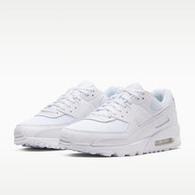 AM90 Men's Shoes