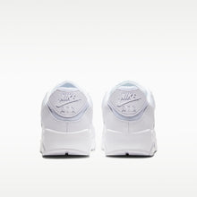 AM90 Men's Shoes