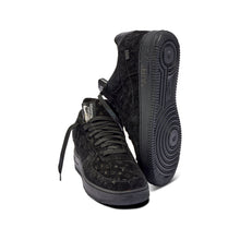 AF1 Low Black Monogram - Black - outsole and front view