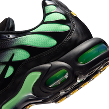 Air Max Plus Black Illusion Green - Black / Illusion Green - heel cushioning detail
