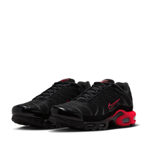 Air Max Plus Black Bright Crimson - Black / Bright Crimson / Black / Black - three-quarter pair view