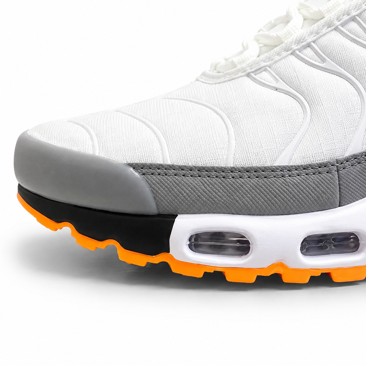 AM TN Ultra - White / Grey / Orange - upper and midsole detail